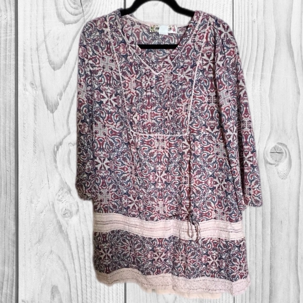 Mimi chic Long Sleeve boho romantic  V-Neck Size Medium‎ Festival Dress